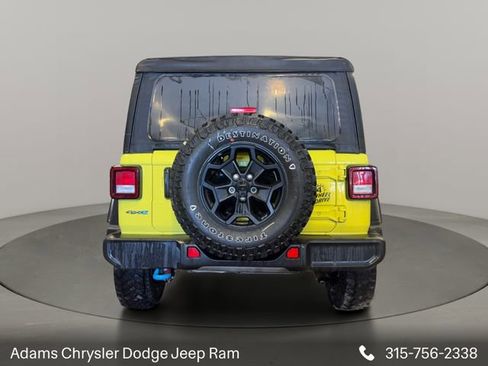 Used 2023 Jeep Wrangler Unlimited w/ Cold Weather Group image 8
