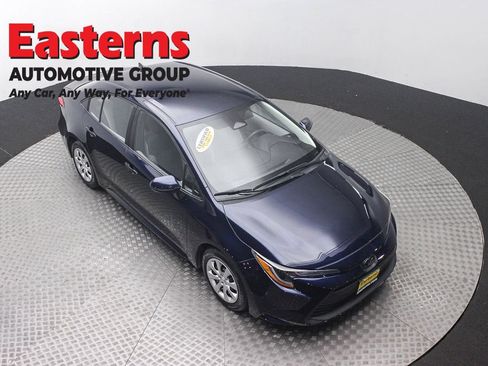 Used 2024 Toyota Corolla LE FWD image 3