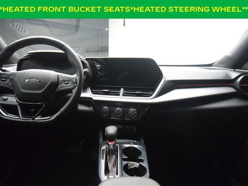 Used 2024 Chevrolet Trax RS w/ Driver Confidence Package FWD image 4