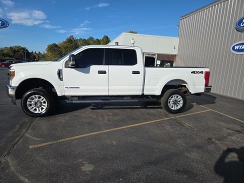Used 2019 Ford F250 XLT image 9