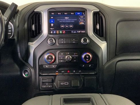 Used 2020 GMC Sierra 1500 Elevation w/ Elevation Value Package AWD/4WD image 13