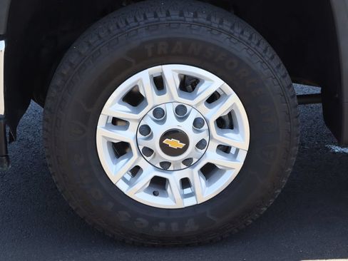 Certified 2022 Chevrolet Silverado 2500 LT AWD/4WD image 30