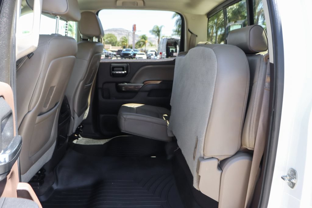 Used 2015 GMC Sierra 2500 Denali w/ Duramax Plus Package AWD/4WD image 39