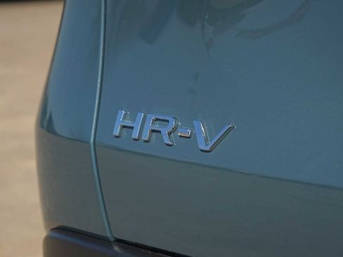 New 2026 Honda HR-V LX image 8