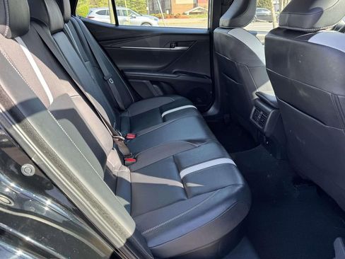 Used 2025 Toyota Camry SE image 16