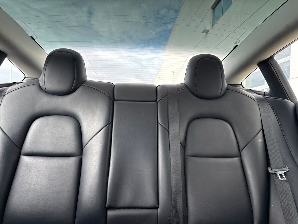 Used 2023 Tesla Model 3 Standard Range RWD image 9