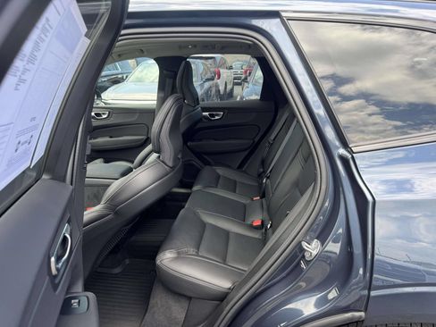 Used 2026 Volvo XC60 B5 Ultra w/ Climate Package AWD/4WD image 23