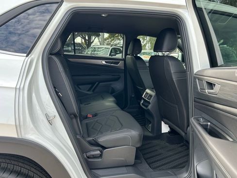 New 2026 Volkswagen Atlas Cross Sport SE FWD image 45
