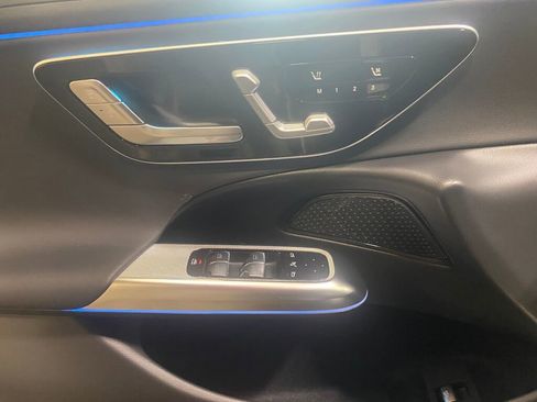 New 2026 Mercedes-Benz E 350 4MATIC Sedan image 10