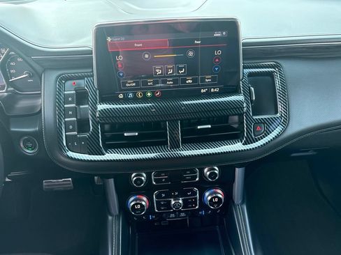 Used 2021 GMC Yukon SLT AWD/4WD image 28