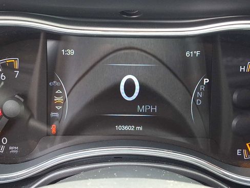 Used 2018 Jeep Grand Cherokee Altitude AWD/4WD image 22