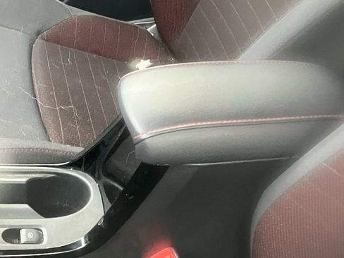 Used 2024 Toyota Corolla SE image 5