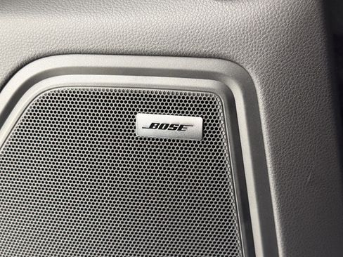 Certified 2026 Porsche Macan AWD/4WD image 30