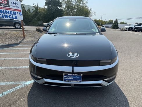 Certified 2024 Hyundai Ioniq 5 SEL RWD image 8