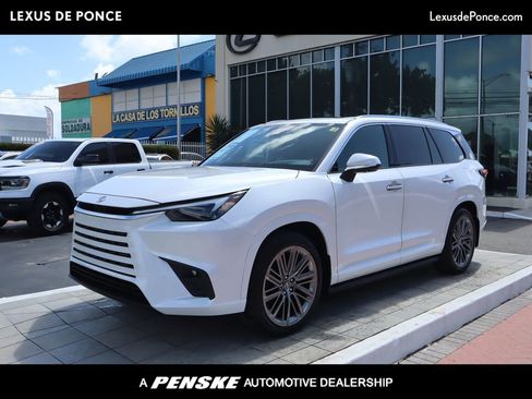 New 2026 Lexus TX 550h AWD Plug-In Hybrid image 1