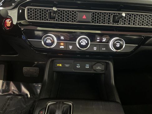 Used 2025 Honda Civic LX image 17