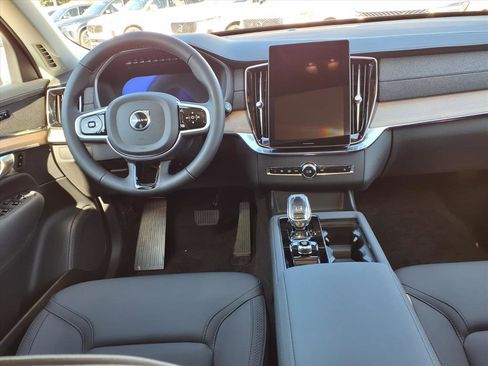 New 2026 Volvo XC90 B5 Core w/ Protection Package Premier image 11