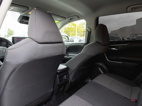 Certified 2020 Toyota RAV4 XLE w/ XLE Grade Weather Package FWD image 25
