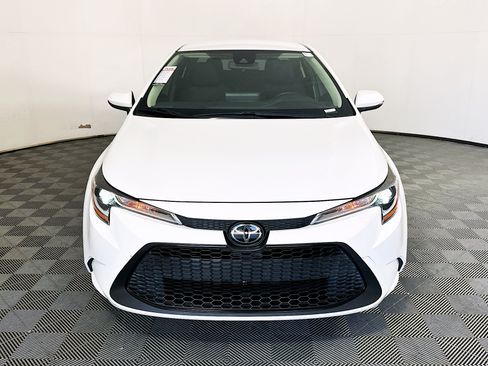 Used 2022 Toyota Corolla LE w/ LE Convenience Package FWD image 8