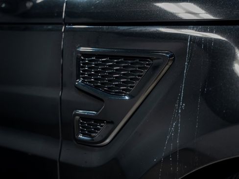Used 2016 Land Rover Range Rover Sport SVR image 25