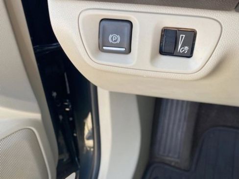 Used 2019 GMC Acadia Denali w/ Technology Package image 17