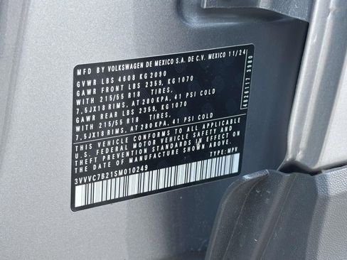 Used 2025 Volkswagen Taos SE AWD/4WD image 26