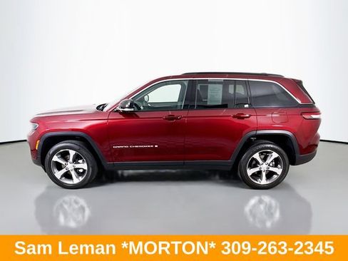Used 2024 Jeep Grand Cherokee Limited w/ Luxury Tech Group II AWD/4WD image 4