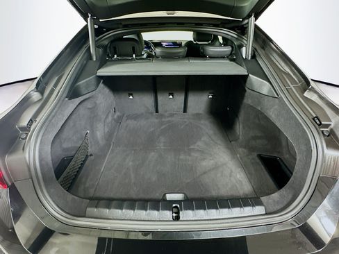 Used 2024 BMW i4 eDrive40 RWD image 31