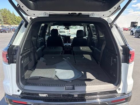 Used 2024 GMC Acadia Denali w/ LPO, Floor Liner Package AWD/4WD image 8