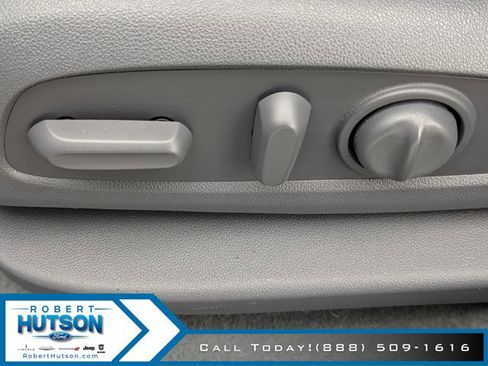 Used 2022 Chevrolet Blazer LT w/ Sound & Technology Package image 17