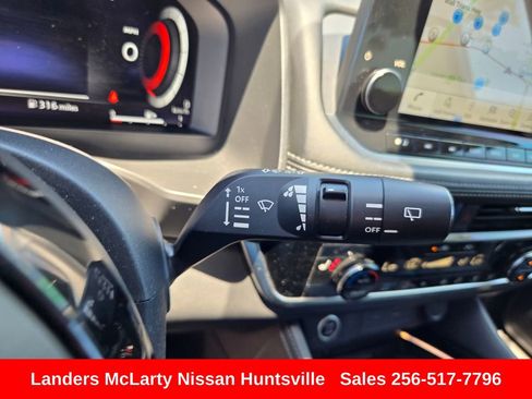 Used 2023 Nissan Rogue Platinum w/ Platinum Premium Package FWD image 27