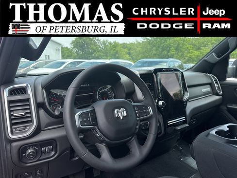 Used 2025 RAM 1500 Big Horn AWD/4WD image 13