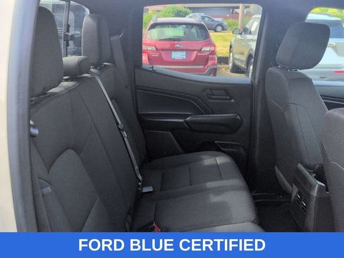 Used 2023 Chevrolet Colorado Trail Boss w/ Technology Package AWD/4WD image 28