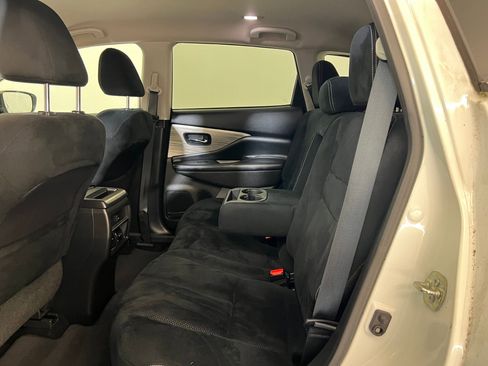 Used 2017 Nissan Murano SV image 14