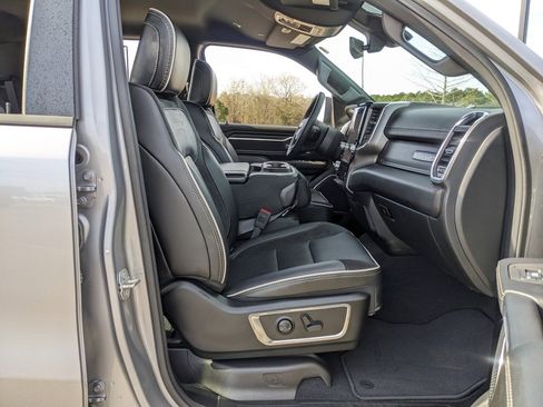 Used 2025 RAM 1500 Laramie image 48