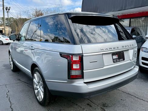 Used 2015 Land Rover Range Rover Supercharged image 10