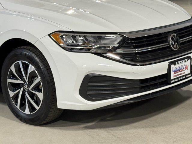 Used 2023 Volkswagen Jetta S FWD image 3