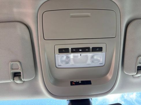 Used 2022 GMC Canyon AT4 AWD/4WD image 31