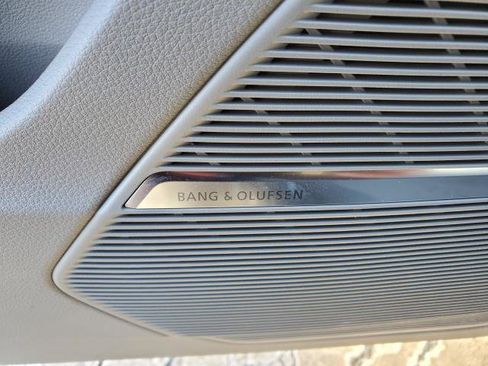 Used 2022 Audi Q7 Premium Plus image 23