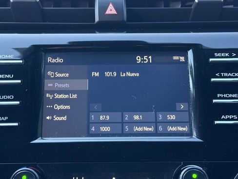 Used 2019 Toyota Camry SE image 27