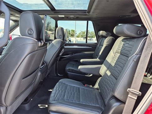 Certified 2025 Cadillac Escalade Sport Platinum w/ LPO, ONYX Package image 22