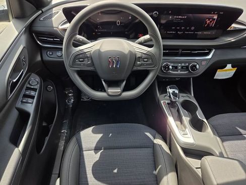 New 2026 Buick Envista Preferred w/ Convenience II Package FWD image 9