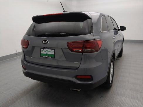 Used 2020 Kia Sorento LX image 7