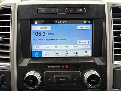 Used 2016 Ford F150 Lariat w/ Equipment Group 502A Luxury AWD/4WD image 19