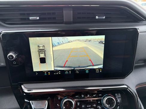 Used 2022 GMC Sierra 1500 AT4 w/ AT4 Premium Package image 23