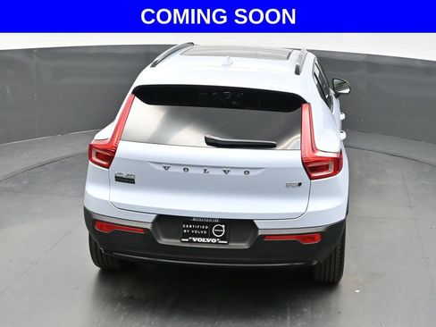 Used 2026 Volvo XC40 B5 Plus AWD/4WD image 35