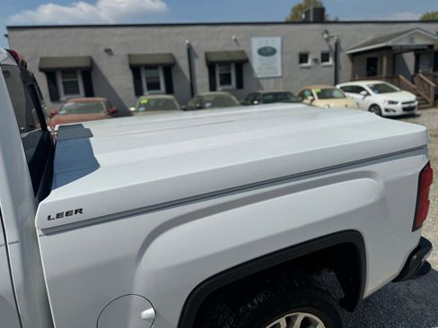 Used 2015 GMC Sierra 1500 SLT w/ SLT Crew Cab Value Package image 12