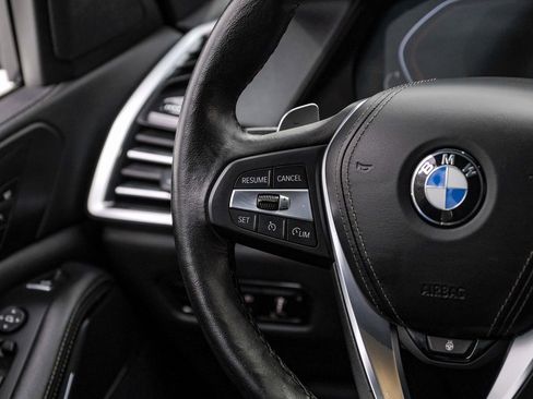 Used 2022 BMW X5 xDrive40i w/ Parking Assistance Package image 16