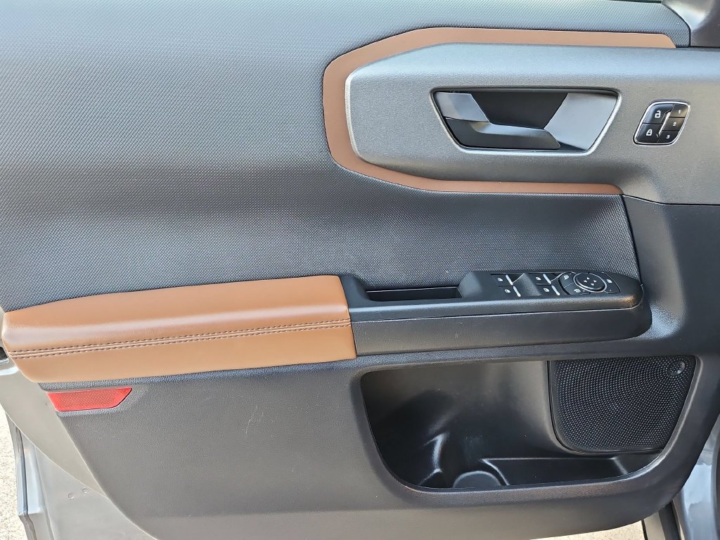 Used 2025 Ford Bronco Sport Outer Banks AWD/4WD image 11
