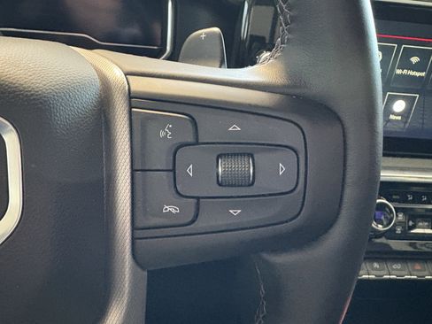 Used 2025 GMC Sierra 1500 Denali image 13